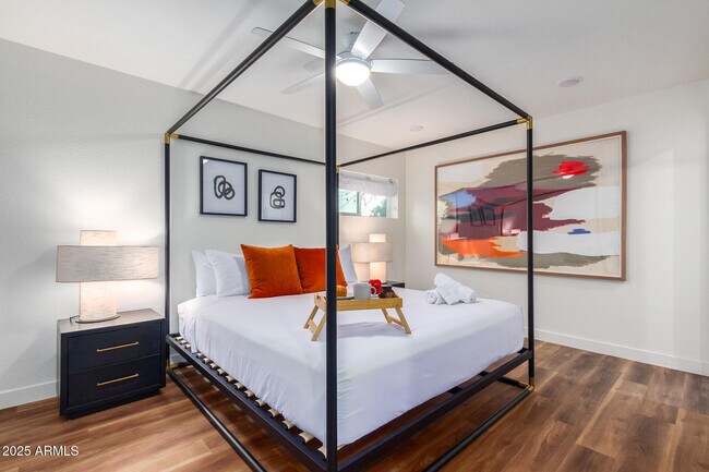 Photo - 8537 E Clarendon Ave