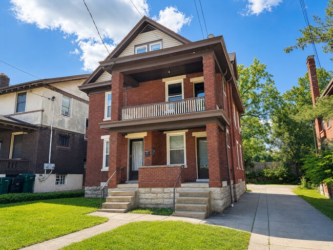 Photo - 375 Probasco St Unit 2