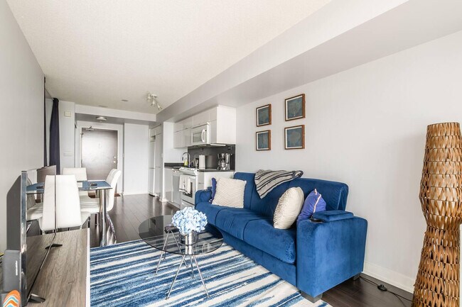 Photo - 90 Fort York Blvd Unit ID1037091P