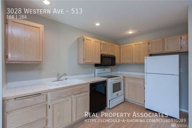 Photo - 3028 Western Ave