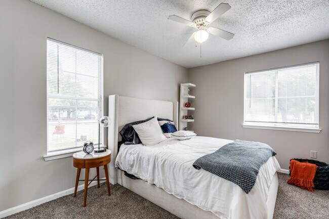 Photo - Vibe on Riverside