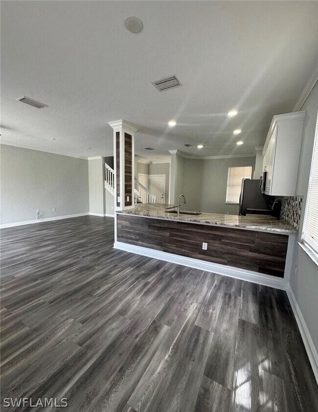 Photo - 7614 Bristol Cir