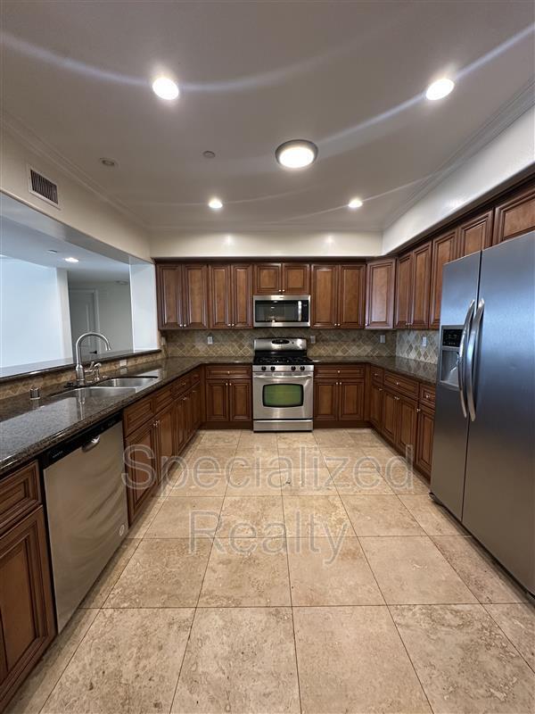 Photo - 10921 Whipple St Unit 303