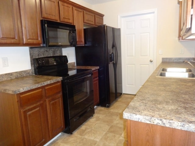 Photo - 228 Trickle Dr