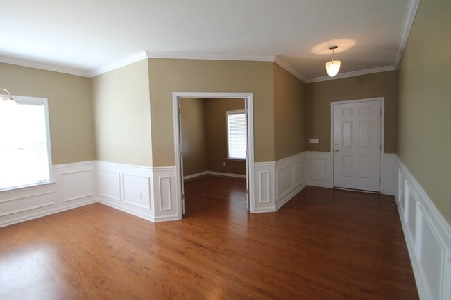 1112 Jasmine Dr