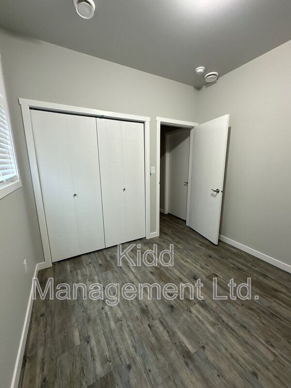 Photo - 3850 Glendale Dr