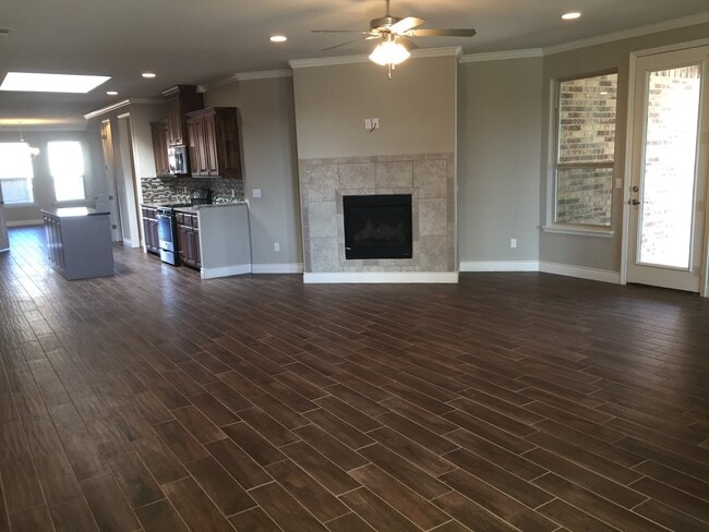 Photo - 7202 Nick St
