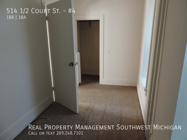 Photo - 514 1/2 Court St.-#4 Unit #4