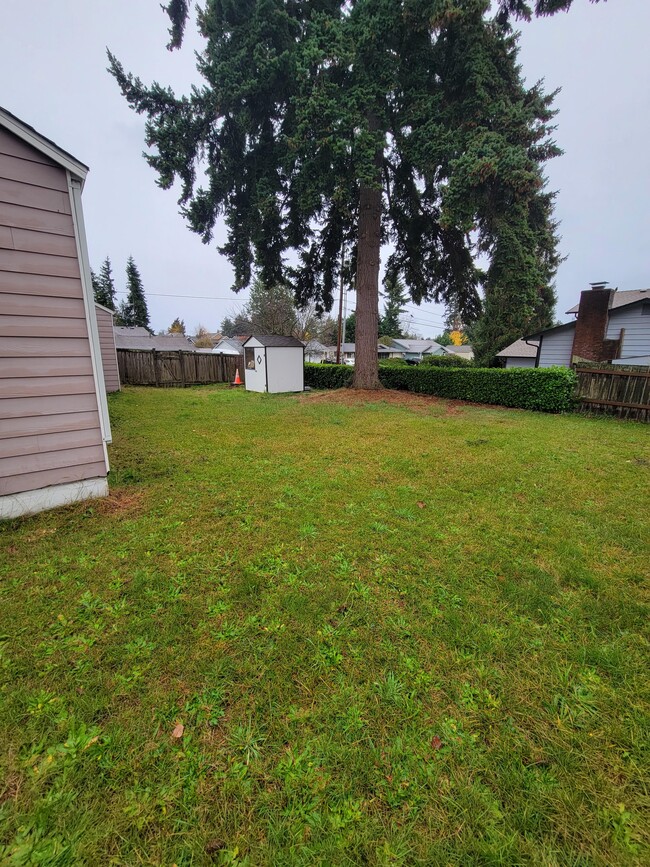 Photo - 2201 Union Ave NE