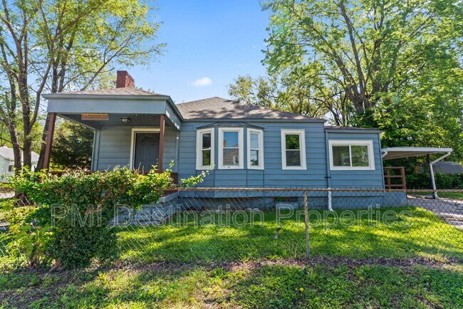 Photo - 3231 Delavan Ave