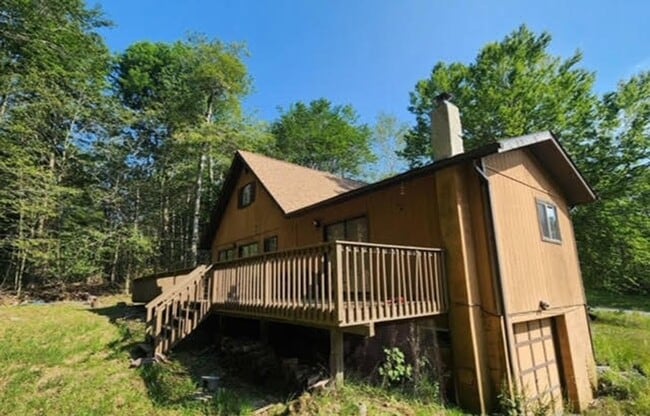 Building Photo - Privacy , Nature & Comfort All in one place Rental