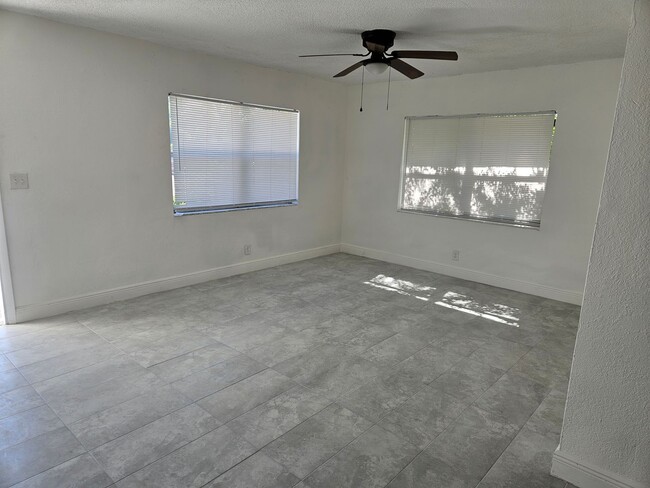 Photo - 1545 NW 8th Ave Unit A