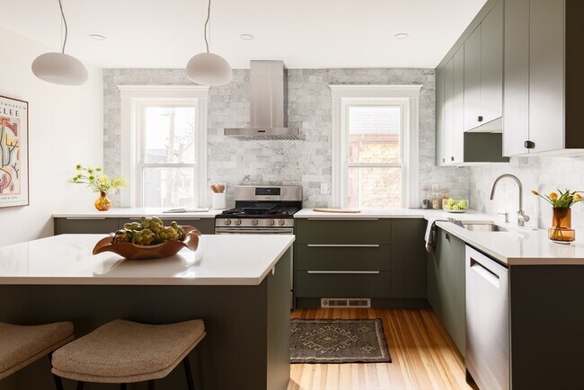 Photo - 250 Walden St Unidad 2