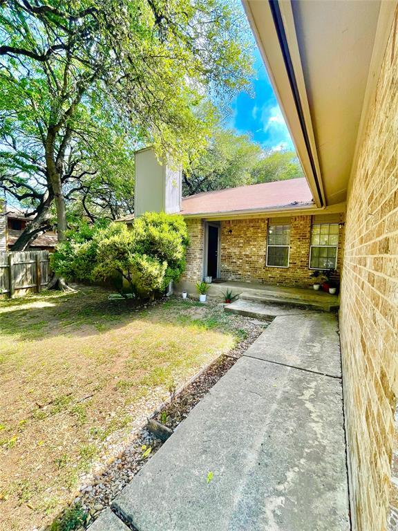 Photo - 7103 Woodhue Ct