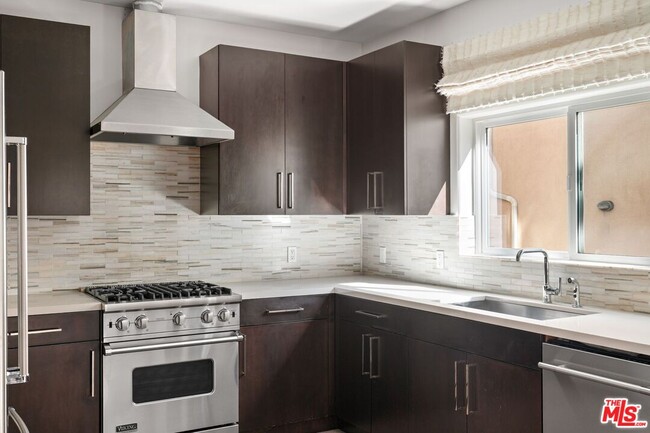 Photo - 1745 S Barrington Ave