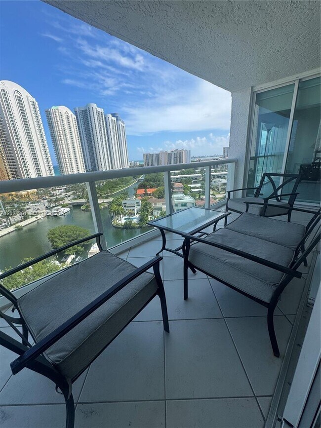 Photo - 16400 Collins Ave Unidad 1242