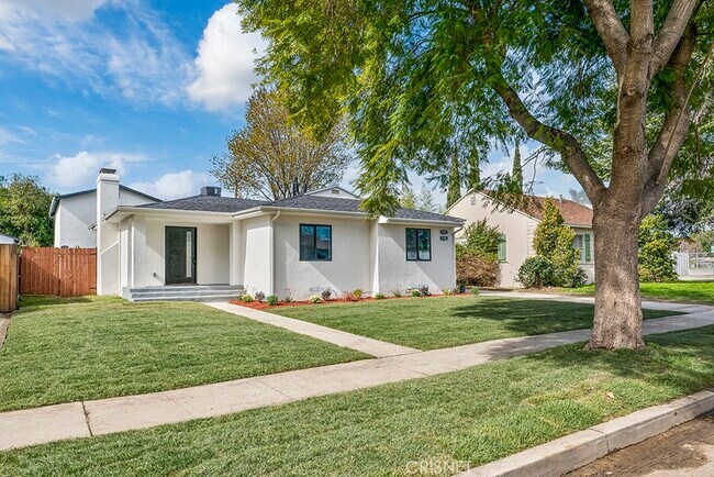 Photo - 7747 Wish Ave