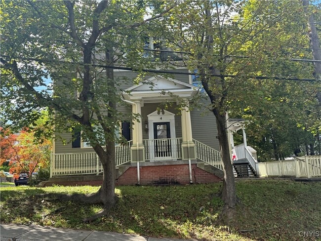 Building Photo - 4 Pleasant St Rental