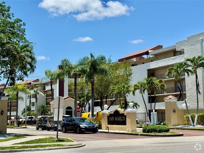 Building Photo - 8810 Fontainebleau Blvd Unit 318 Rental