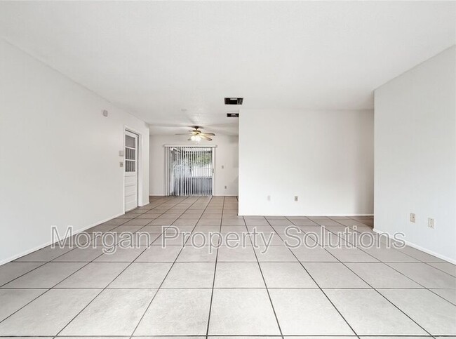 Photo - 1221 Poinsettia Ave