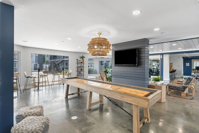 The Circle Apartments at Long Beach