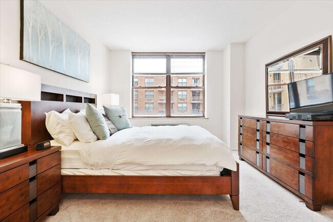 Photo - 330 River St Unidad SI ID1055556P