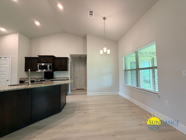 Photo - Beautiful 4-Bedroom Home in Quiet Crestview Cul-de-Sac!