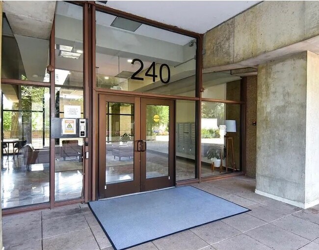 Photo - 240 M St SW Unit Bright 1BR Condo