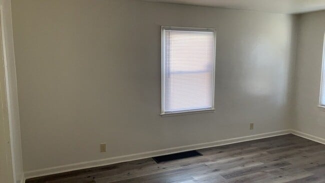 Photo - 619 N Gettysburg Ave