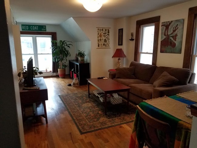 Building Photo - 834 California N Ave Unit 2 Rental