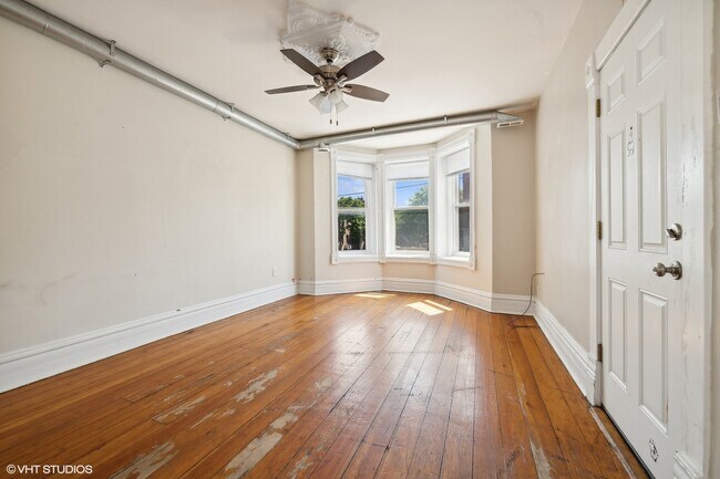 Photo - 2418 N Western Ave Unit 2F