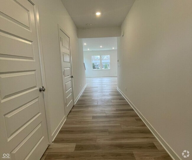 Building Photo - 6852 Orchard Run Cir Rental