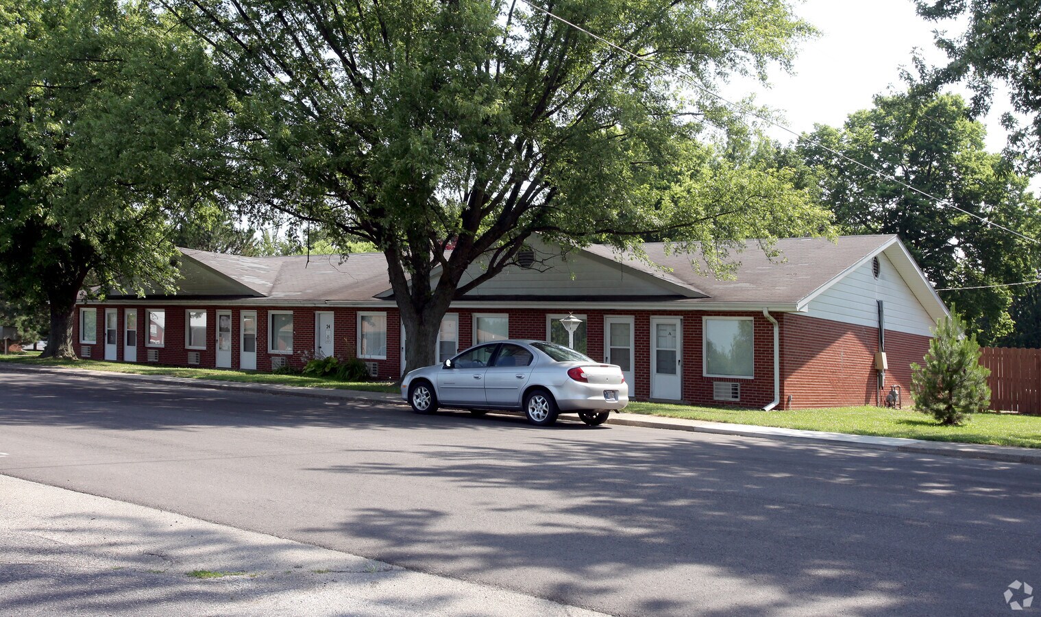 Skyview Apartments - Skyview Apartments