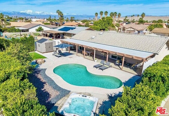Photo - 68325 Peladora Rd