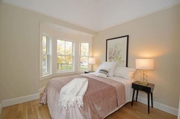 Photo - 136 Banks St