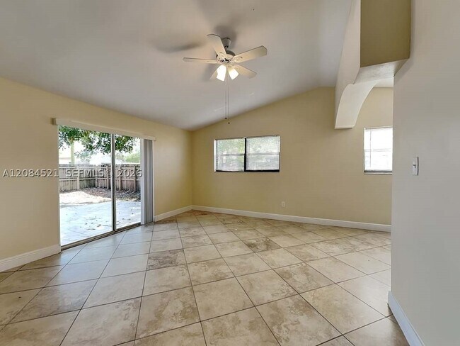 Photo - 11674 Oleander Dr