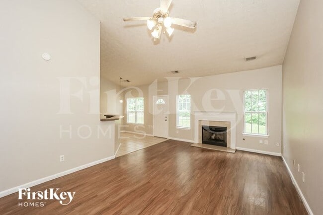 Photo - 5713 Old Carriage Dr