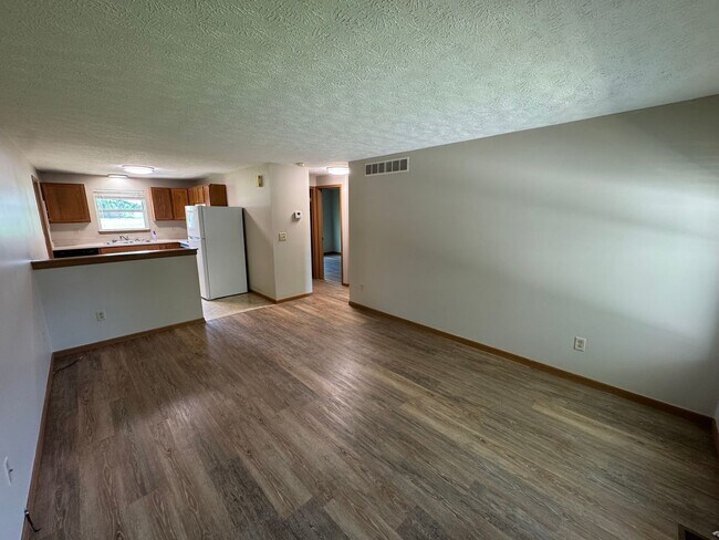 Photo - 639 W Highland Ave