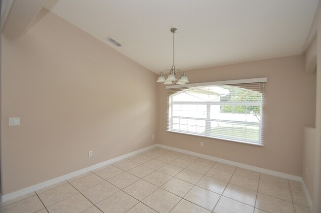 Photo - 102 Pine Cir Dr