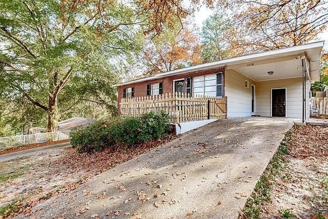 Photo - 4718 Marino St