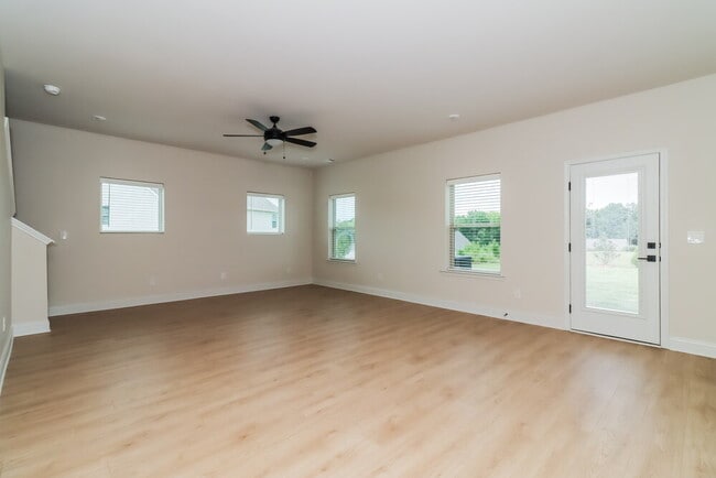 Photo - 119 Cantrell Wy