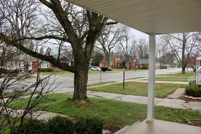Photo - Spacious 5-Bedroom Home in Prime Royal Oak Location – $2,900/month