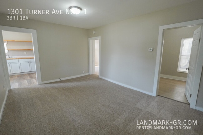 Photo - 1301 Turner Ave NW Unit 1