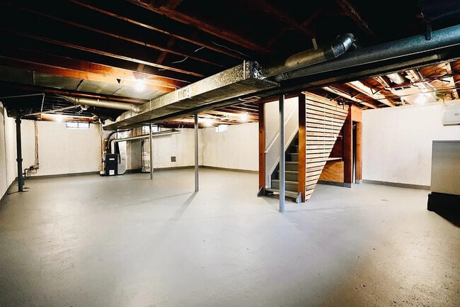 Photo - 22000 Gardner St