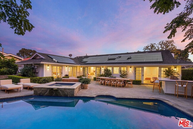 Building Photo - 1308 Mariners Dr
