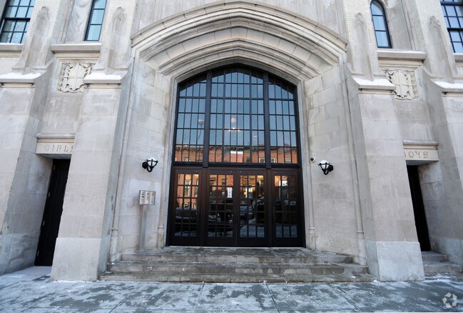 180 Bainbridge - 180 Bainbridge