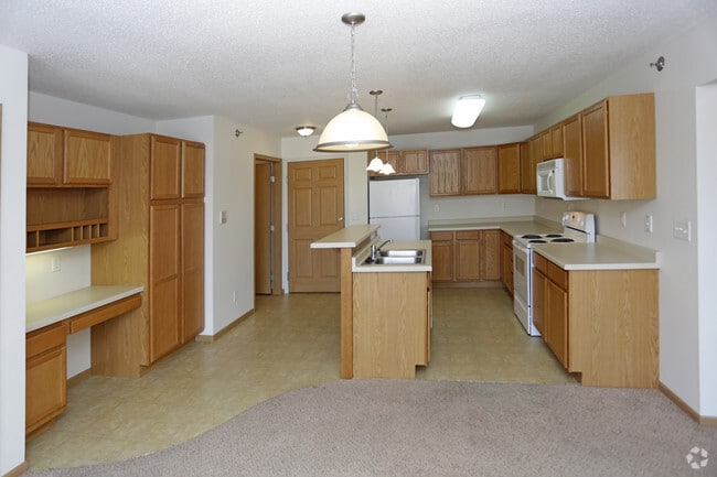 Huntington Pointe Apartments