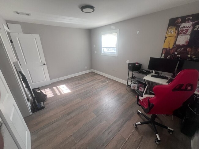 BR - 59 College Dr Unidad 59