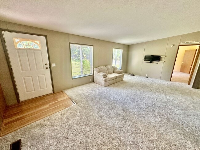 Photo - Suncrest Rental
