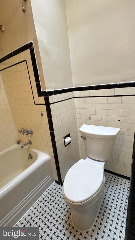 Photo - 8 Nunnery Ln